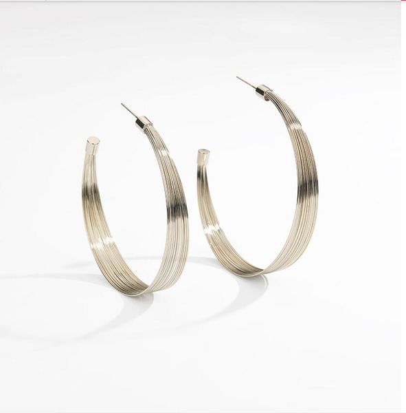 2020 new style european and american style large retro ring shape star female earrings sell 049, Golden;silver
2020 new style european and american style large retro ring shape star female earrings sell 049, Golden;silver