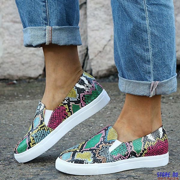 women shoes snake pu leather casual loafers ladies flats platform fashion female slip on working shoes woman single footwear, Black
women shoes snake pu leather casual loafers ladies flats platform fashion female slip on working shoes woman single footwear, Black