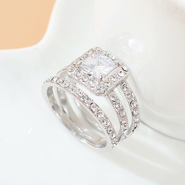 wedding rings real austrian crystals brand zirconia micro inlays fashion ring for women sale round se-142877, Slivery;golden
wedding rings real austrian crystals brand zirconia micro inlays fashion ring for women sale round se-142877, Slivery;golden
