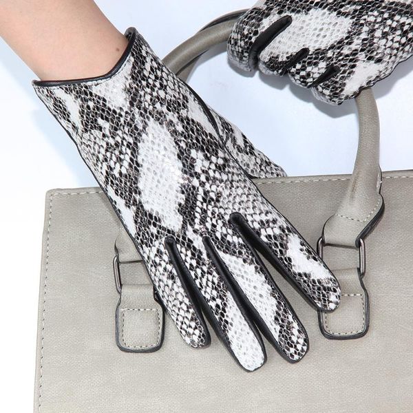 new female python snake pattern imported lambskin gloves plus velvet thickening driving leather gloves woman dq6116, Blue;gray
new female python snake pattern imported lambskin gloves plus velvet thickening driving leather gloves woman dq6116, Blue;gray