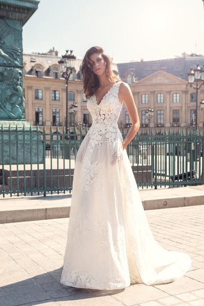 simple wedding dresses sleeveless a line beach women dress with bridal gowns bride gowns lace applique party dress, White
simple wedding dresses sleeveless a line beach women dress with bridal gowns bride gowns lace applique party dress, White