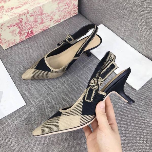 fashion women's high-heeled sandals new leather button bow women's single shoes spring and summer pointed large shoes wholesale, Black
fashion women's high-heeled sandals new leather button bow women's single shoes spring and summer pointed large shoes wholesale, Black