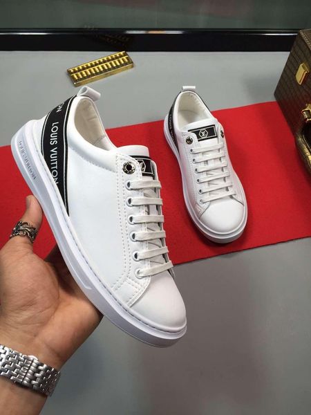 2021q spring and summer fashion casual men 's shoes ,trend low -shoes ,thick -soled comfortable sports shoes ,original box packagi, Black
2021q spring and summer fashion casual men 's shoes ,trend low -shoes ,thick -soled comfortable sports shoes ,original box packagi, Black