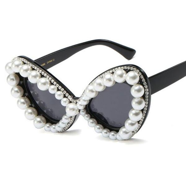 fashion shades 2020 new cat eye sunglasses elegant pearl rhinestone oversize sunglasses for ladies designer eyewear, White;black
fashion shades 2020 new cat eye sunglasses elegant pearl rhinestone oversize sunglasses for ladies designer eyewear, White;black