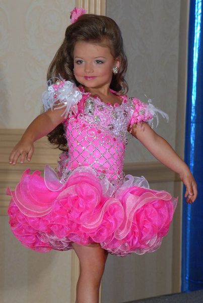

2018 Pretty Fushia Little Girls Pageant Dresses Beaded Crystals Ruffles Lovely Hot Tiered Girls Formal Dresses