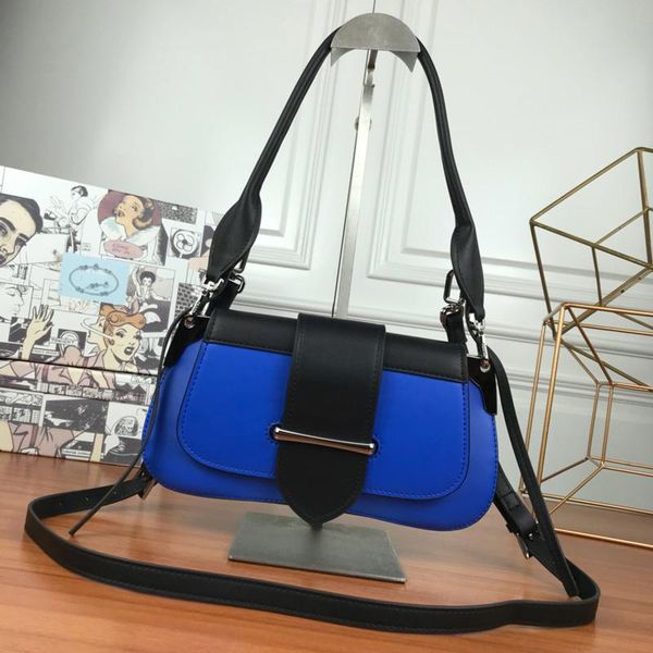 2020 luxury shoulder bag designer handbag hobo ladies messenger bag shoulder bag designer genuine leather material style wholesale
2020 luxury shoulder bag designer handbag hobo ladies messenger bag shoulder bag designer genuine leather material style wholesale