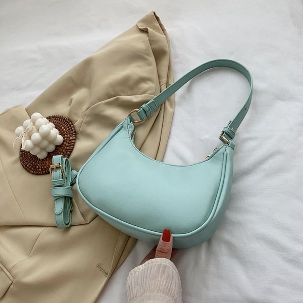 totes pu leather ladies hobos purse handbags fashion design women shoulder bag solid color female small tote armpit bolsa feminina
totes pu leather ladies hobos purse handbags fashion design women shoulder bag solid color female small tote armpit bolsa feminina