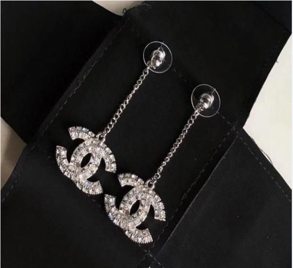 luxury jewelry women earrings single pearl designer stud earrings high-end elagant round stud fashion style siilver01, Golden;silver
luxury jewelry women earrings single pearl designer stud earrings high-end elagant round stud fashion style siilver01, Golden;silver