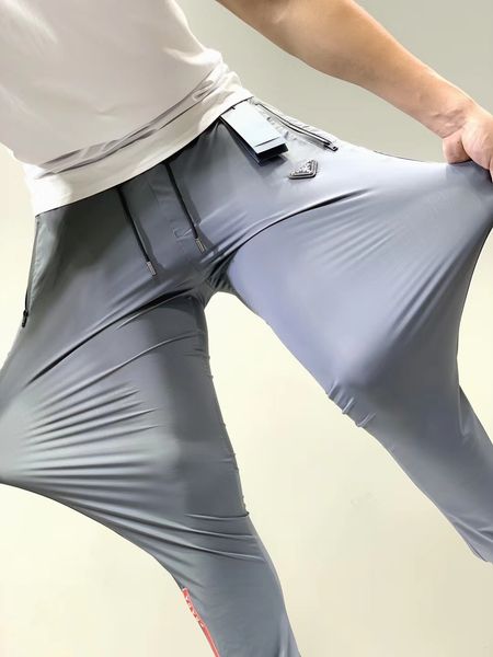 2020 new mens pants trend cold silky fabric breathable slim fit elastic big three colors optional small feet sports pantss size m-3xl, Black
2020 new mens pants trend cold silky fabric breathable slim fit elastic big three colors optional small feet sports pantss size m-3xl, Black