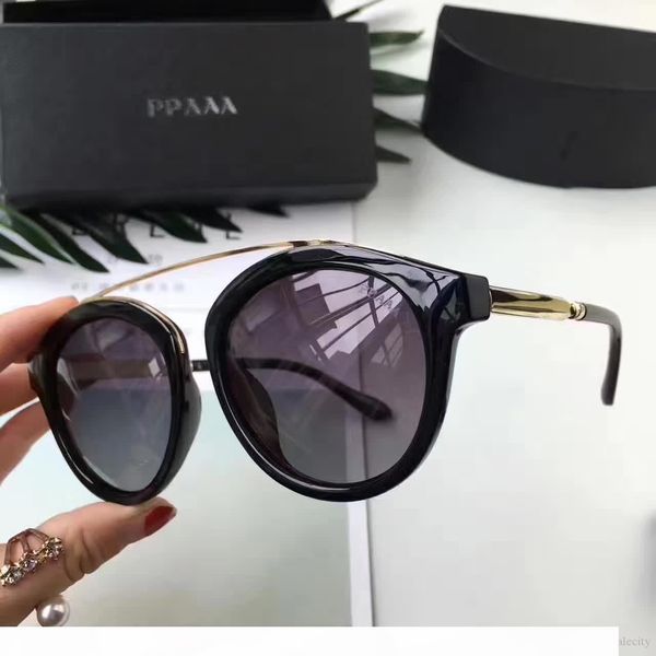 2017 high-quality polarized sunglasses fashion designer eyeglasses outdoor leisure sunshade glasses high-end brand sunglasses with box, White;black
2017 high-quality polarized sunglasses fashion designer eyeglasses outdoor leisure sunshade glasses high-end brand sunglasses with box, White;black