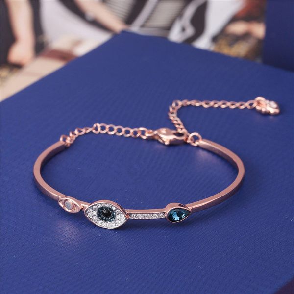 Swarovski Elements Demon Eye Bracelet Female All-match Temperament Family Crystal Rose Gold Bracelet
Swarovski Elements Demon Eye Bracelet Female All-match Temperament Family Crystal Rose Gold Bracelet