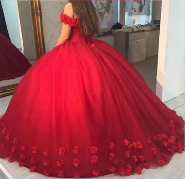 

2020 Red 3D-Floral Appliques Puffy Ball Gown Quinceanera Dresses Sweet 16 Off Shoulder Tulle Lace Up Back Corset Evening Party Pageant Dress