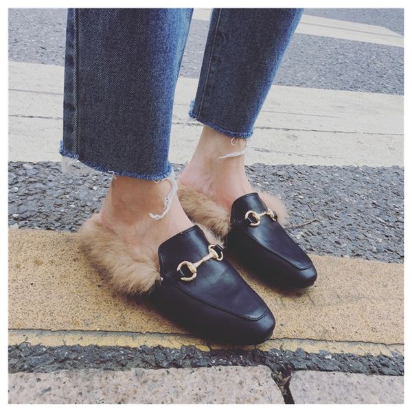 women fur slippers plush home slipper slip on mule womens flat casual shoes british buckle loafer women outdoor slipper chaussure d02, Black
women fur slippers plush home slipper slip on mule womens flat casual shoes british buckle loafer women outdoor slipper chaussure d02, Black