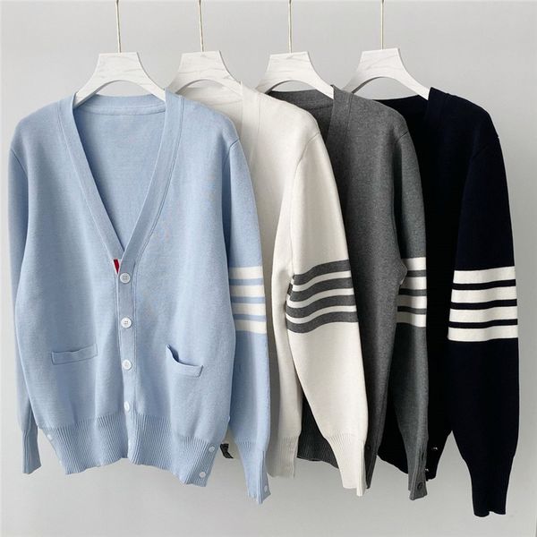 pure cotton relaxed-fit engineered 4-bar arm stripe tb v-neck cardigan,5 buttons rwb grosgrain trim placket thom men's women's swe, White;black
pure cotton relaxed-fit engineered 4-bar arm stripe tb v-neck cardigan,5 buttons rwb grosgrain trim placket thom men's women's swe, White;black