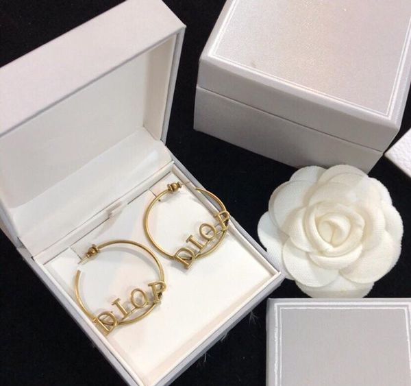 c2019 occident show fashion circle letter earrings 925 silver needle plated copper individual temperament ring01, Golden;silver
c2019 occident show fashion circle letter earrings 925 silver needle plated copper individual temperament ring01, Golden;silver