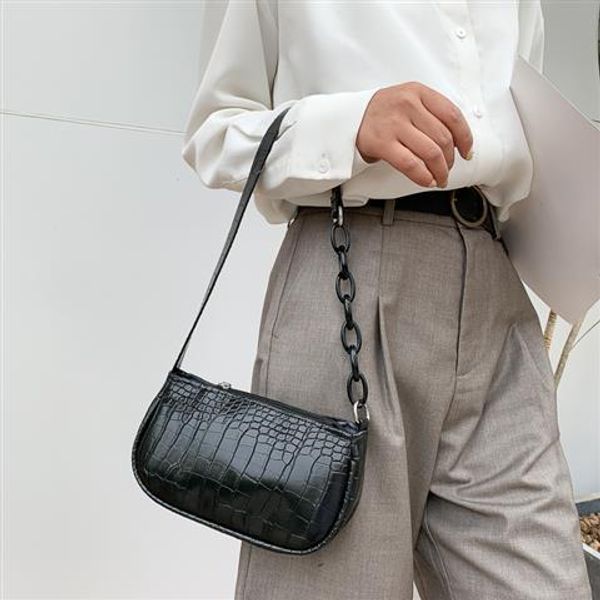 мягкая кожа pu женщины багет сумки casual сплошной цвет дамы цепи маленькие сумки на ремне женщины плеча посыльного сумки bolsa
мягкая кожа pu женщины багет сумки casual сплошной цвет дамы цепи маленькие сумки на ремне женщины плеча посыльного сумки bolsa