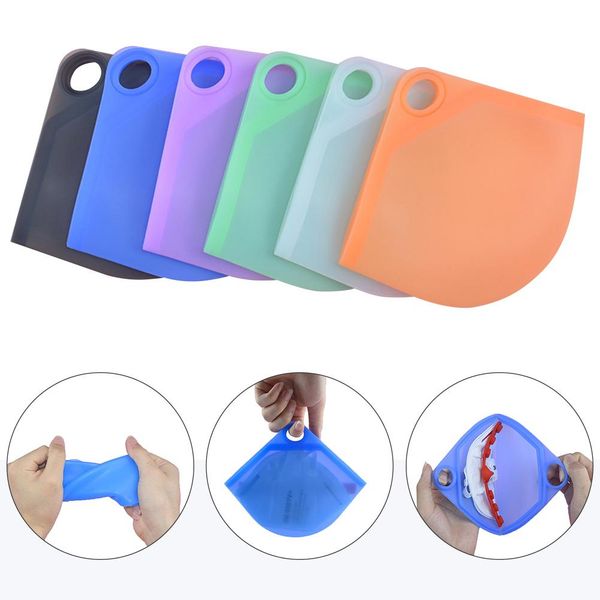 portable food-grade silicone mask case face masks box holder container mask storage box organizer folder bag protective organizer anti dust
portable food-grade silicone mask case face masks box holder container mask storage box organizer folder bag protective organizer anti dust