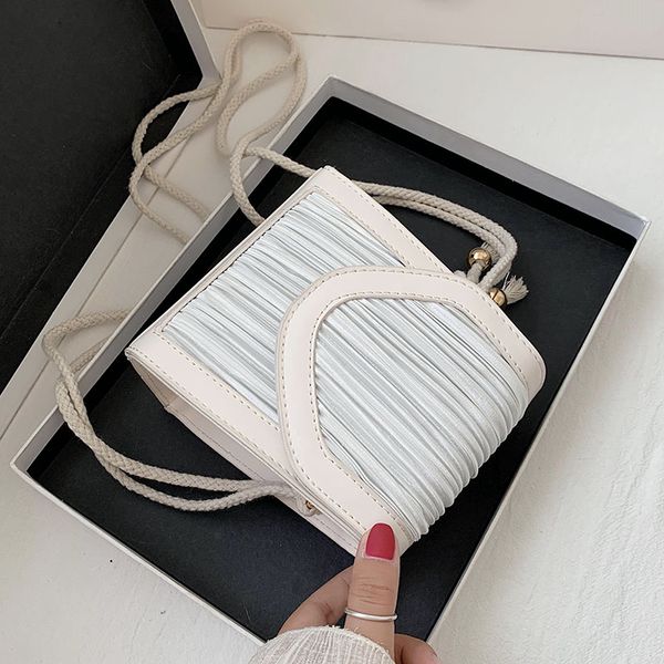 new women's crossbody shoulder bag leather w pleated fabric luxury tote designer handbag ladies' gift streetwear outfit
new women's crossbody shoulder bag leather w pleated fabric luxury tote designer handbag ladies' gift streetwear outfit