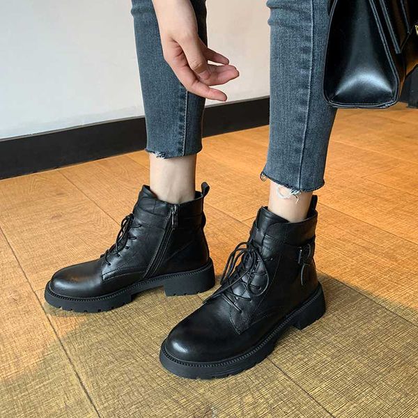2020 sweet platform motorcycle boots autumn winter genuine leather chunky low heels shoes woman party casual ankle boots, Black
2020 sweet platform motorcycle boots autumn winter genuine leather chunky low heels shoes woman party casual ankle boots, Black