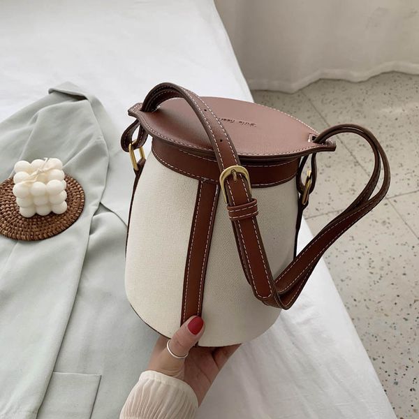 female lady vintage pu leather crossbody bags for women 2020 shoulder messenger bag ladies hand sling luxury handbags designer
female lady vintage pu leather crossbody bags for women 2020 shoulder messenger bag ladies hand sling luxury handbags designer