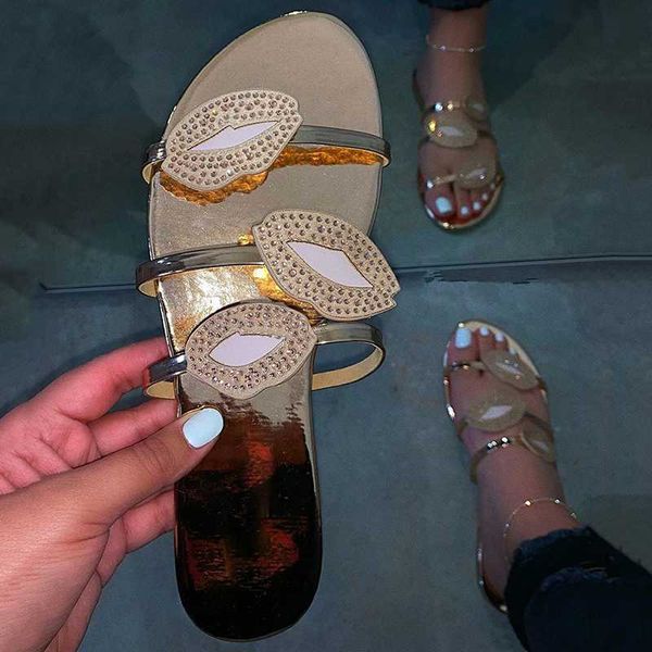 2020 fashion women summer slippers red gold lips sandals flat ladies's beach flip-flops non slip rhinestones shoes, Black
2020 fashion women summer slippers red gold lips sandals flat ladies's beach flip-flops non slip rhinestones shoes, Black