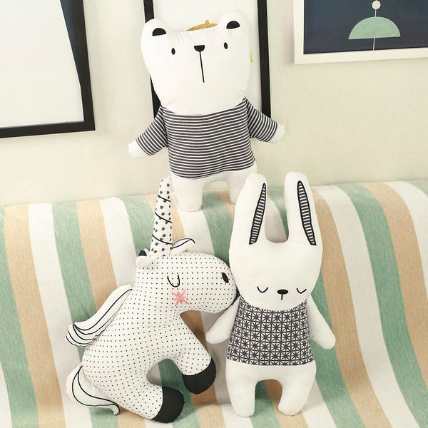 lucky boy sunday unicorn rabbit bear cotton pillow cushion soft appease doll animals plush toy baby room decoration kids gift y200723
lucky boy sunday unicorn rabbit bear cotton pillow cushion soft appease doll animals plush toy baby room decoration kids gift y200723