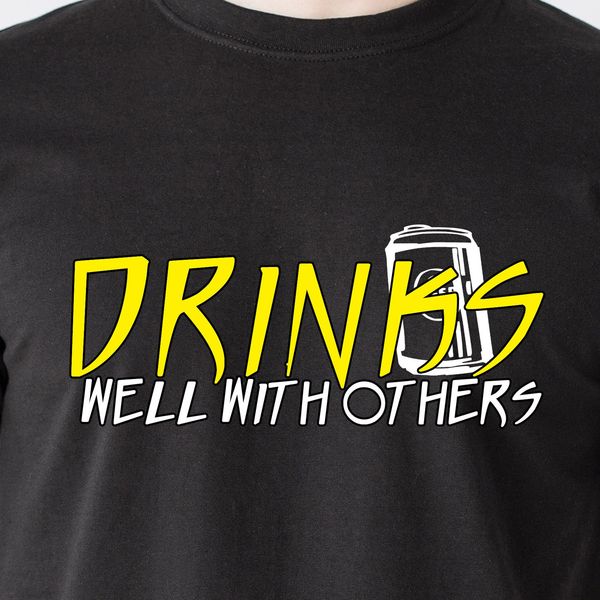 2019 summer cotton tee shirt drinks well with others beer bar vodka booze vintage retro funny t-shirt fashion t-shirt
2019 summer cotton tee shirt drinks well with others beer bar vodka booze vintage retro funny t-shirt fashion t-shirt