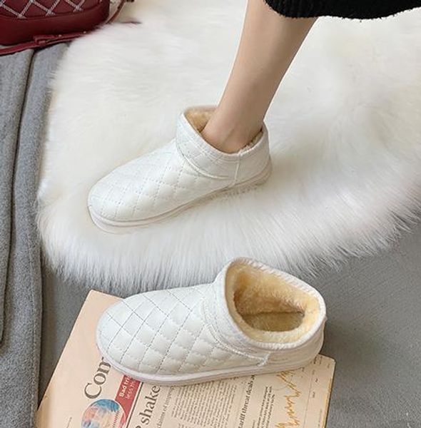 2020 autumn and winter new plus velvet warm cotton shoes flat bottom pregnant women boots wild, Black
2020 autumn and winter new plus velvet warm cotton shoes flat bottom pregnant women boots wild, Black