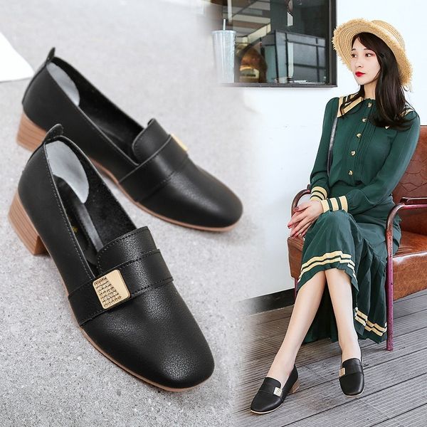 весна и осень новый женская обувь повседневная площади toe pumps мягкое дно толстый каблук французские кожаные туфли женщина слип-on 2020013, Black
весна и осень новый женская обувь повседневная площади toe pumps мягкое дно толстый каблук французские кожаные туфли женщина слип-on 2020013, Black