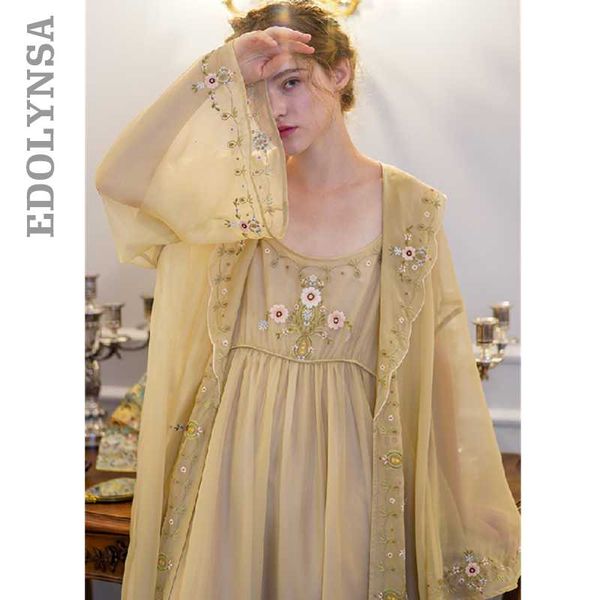 women's sleepwear 2021 victorian summer two pieces robe gown set satin women home wear night dress ladies nightwear clothes t716, Black;red
women's sleepwear 2021 victorian summer two pieces robe gown set satin women home wear night dress ladies nightwear clothes t716, Black;red