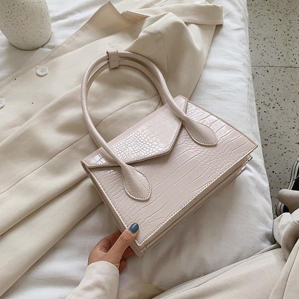 new solid color female handbags crocodile pattern small pu leather shoulder bags for women luxury design ladies' travel tote bag
new solid color female handbags crocodile pattern small pu leather shoulder bags for women luxury design ladies' travel tote bag