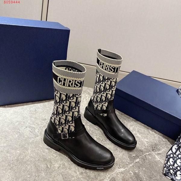 2020 brand fashion luxury designer designer brand boots ladies ankle boots genuine leather women shoes winter outdoor shoes, Black
2020 brand fashion luxury designer designer brand boots ladies ankle boots genuine leather women shoes winter outdoor shoes, Black
