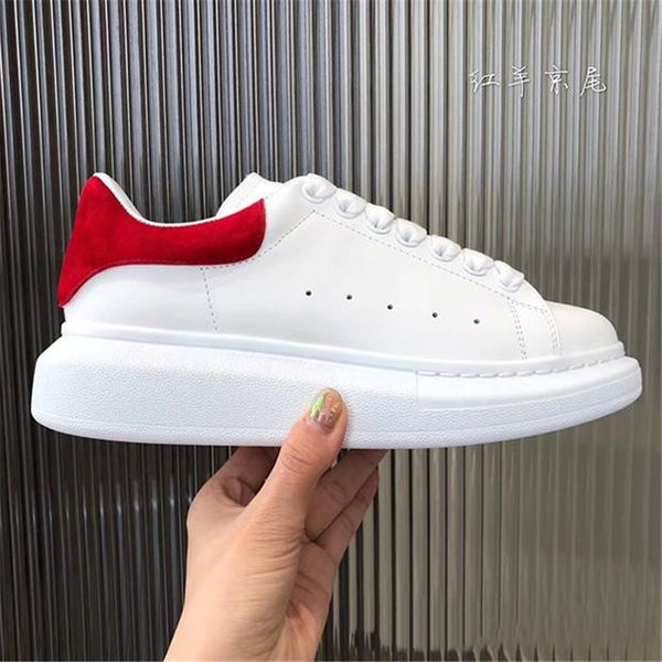 2020 men women casual shoes fashion sneakers lace-up walking shoes grey suede leather platform sneaker, Black
2020 men women casual shoes fashion sneakers lace-up walking shoes grey suede leather platform sneaker, Black