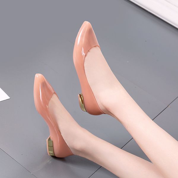 transparent flat-bottomed jelly shoes soft plastic shoes pointed waterproof casual beach women's sandals baotou rubber, Black
transparent flat-bottomed jelly shoes soft plastic shoes pointed waterproof casual beach women's sandals baotou rubber, Black