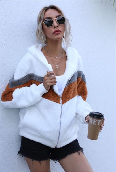 2020 womens designer jacket contrast color zipper panelled casual warm autumn winter fur coats female clothing, Black;brown
2020 womens designer jacket contrast color zipper panelled casual warm autumn winter fur coats female clothing, Black;brown