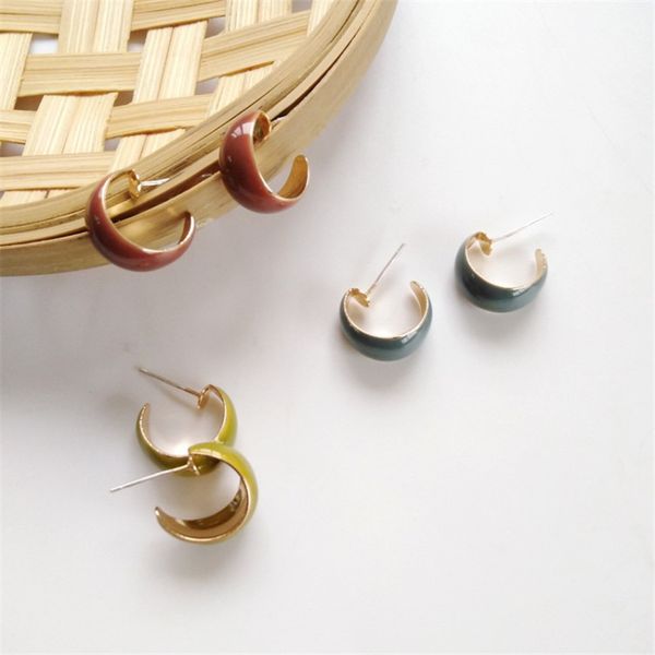 stud korea vintage enamel earrings for women fashion temperament c shape geometric circle pendientes brincos wholesale, Golden;silver
stud korea vintage enamel earrings for women fashion temperament c shape geometric circle pendientes brincos wholesale, Golden;silver