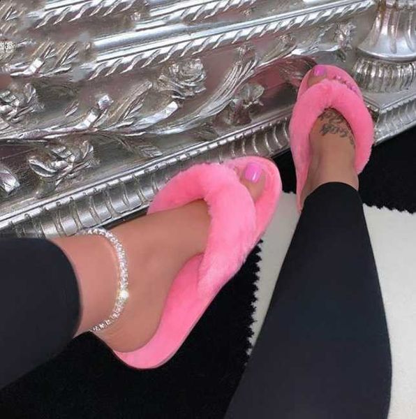 dropshipping winter home slippers fashion women faux fur warm shoes slip on flats female fur flip flops plus size36-41 whosale, Black
dropshipping winter home slippers fashion women faux fur warm shoes slip on flats female fur flip flops plus size36-41 whosale, Black