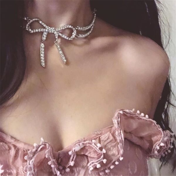 fyuan hollow bowknot crystal choker necklaces for women shine rhinestone necklaces statements jewelry party gifts, Golden;silver
fyuan hollow bowknot crystal choker necklaces for women shine rhinestone necklaces statements jewelry party gifts, Golden;silver