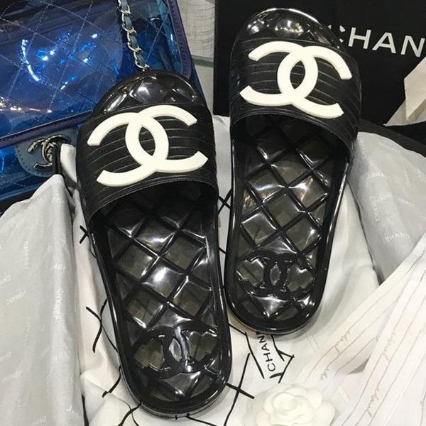 new arrival pvc women sandals designer shoes luxury slide summer fashion wide flat slippery sandals slipper flip mules with box size 35-41cc
new arrival pvc women sandals designer shoes luxury slide summer fashion wide flat slippery sandals slipper flip mules with box size 35-41cc