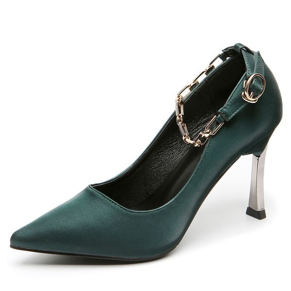 pointed toe stiletto high heels. one-button black single shoes women's fashion professional women's shoes
pointed toe stiletto high heels. one-button black single shoes women's fashion professional women's shoes