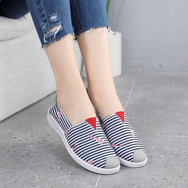 2020 весна ткань новый стиль обувь женская обувь рыболова flat слип-на casual soft bottom mom, Black
2020 весна ткань новый стиль обувь женская обувь рыболова flat слип-на casual soft bottom mom, Black