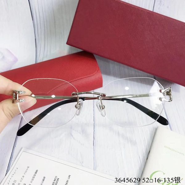 3645629 luxury fashion women designer glasses hollow out optical lens square full frame black tortoise bing bing come with case, White;black
3645629 luxury fashion women designer glasses hollow out optical lens square full frame black tortoise bing bing come with case, White;black