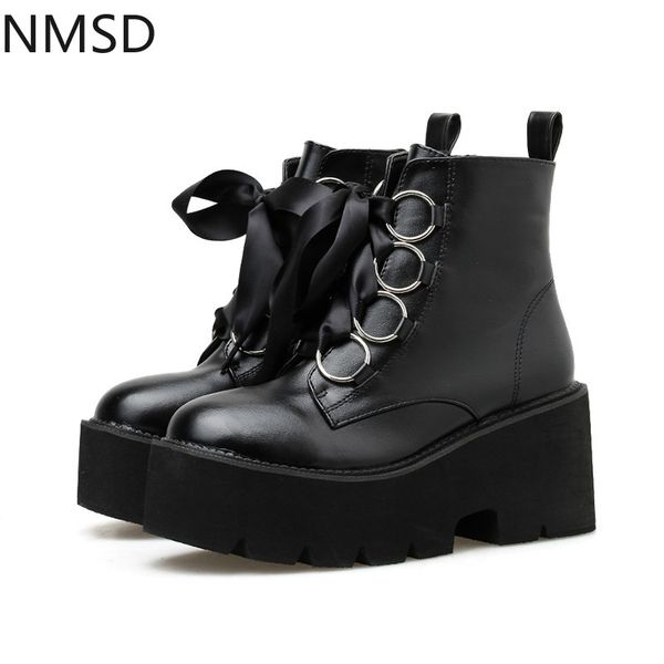 2020 autumn new women ankle boots round toe lace-up platform short boots female pu soft leather black
2020 autumn new women ankle boots round toe lace-up platform short boots female pu soft leather black