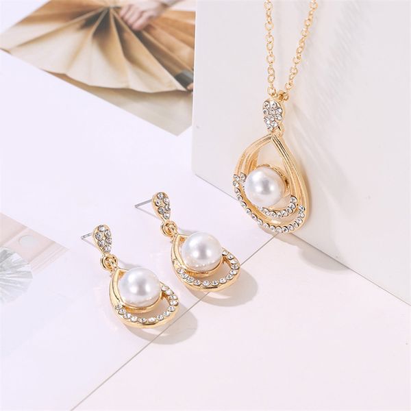 earrings & necklace fashion classic crystal pearl water drop earring set rhinestone wedding jewelry gifts pendant, Silver
earrings & necklace fashion classic crystal pearl water drop earring set rhinestone wedding jewelry gifts pendant, Silver