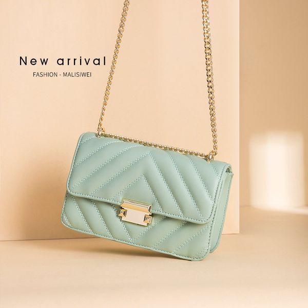 chain small women's bag 2020 spring summer fashion all-match women leather luxury handbags messenger ladies hand bags designer
chain small women's bag 2020 spring summer fashion all-match women leather luxury handbags messenger ladies hand bags designer