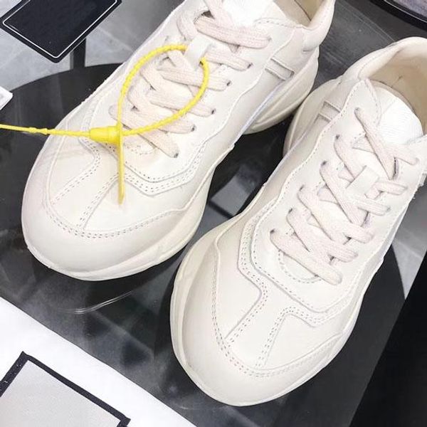 2019 r shoes fashion old genuine leather sewing casual shoe classic thick soled women s shoe men s shoes size 35-45, Black
2019 r shoes fashion old genuine leather sewing casual shoe classic thick soled women s shoe men s shoes size 35-45, Black