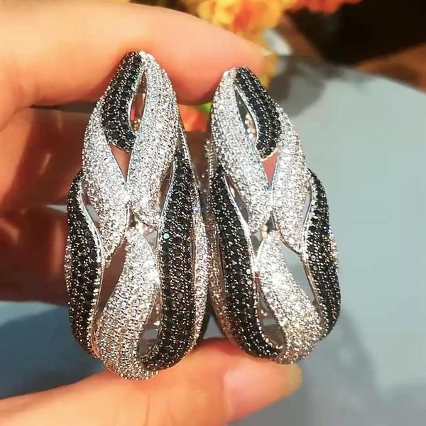 hoop & huggie godki trendy statement brand full cubic zirconia big earrings circle dangle original design boucle d'oreille 2021, Golden;silver
hoop & huggie godki trendy statement brand full cubic zirconia big earrings circle dangle original design boucle d'oreille 2021, Golden;silver