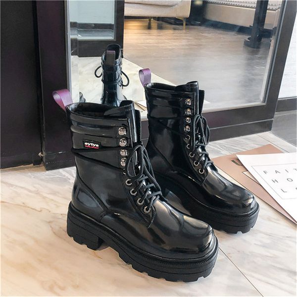 patent leather women's booties fashion autumn winter brand women boots 2020 new vntage british style rivet lace-up punk boots, Black
patent leather women's booties fashion autumn winter brand women boots 2020 new vntage british style rivet lace-up punk boots, Black