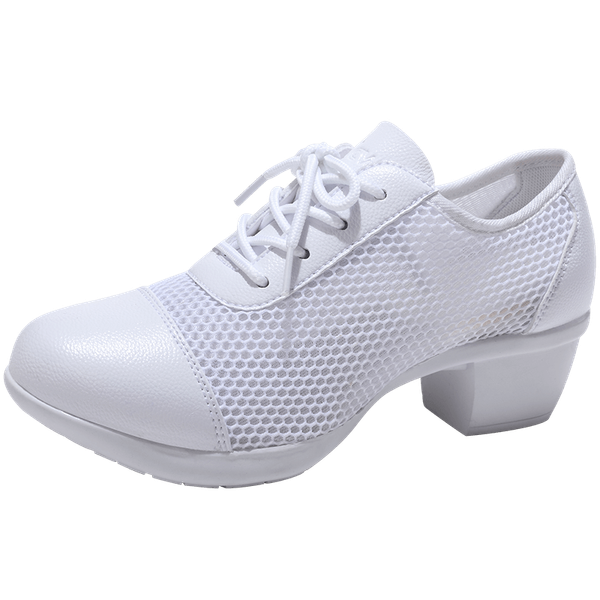 2020 new sports hollow soft bottom breathable square dance shoes increase female leisure fitness outdoor shoes jazz dance, Black
2020 new sports hollow soft bottom breathable square dance shoes increase female leisure fitness outdoor shoes jazz dance, Black