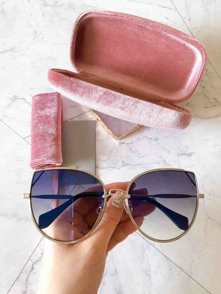 woman high-grade 2020 new designer luxury womens sunglasses women sun glasses 062s cateye sunglasses gafas de sol mujer lunette
woman high-grade 2020 new designer luxury womens sunglasses women sun glasses 062s cateye sunglasses gafas de sol mujer lunette